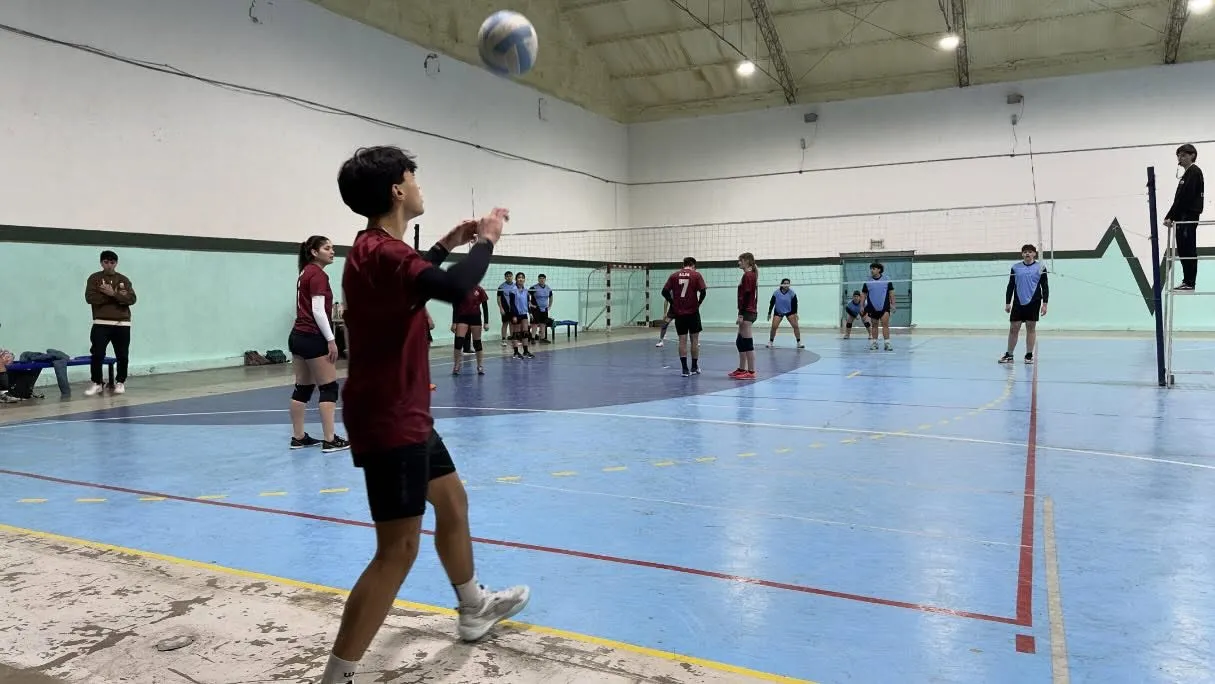 jovenes voley