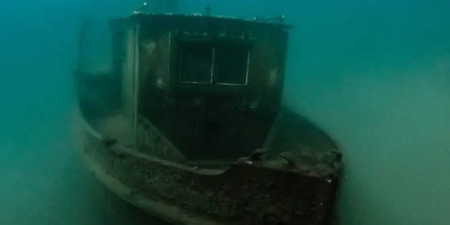 barco hundido nahuel huapi