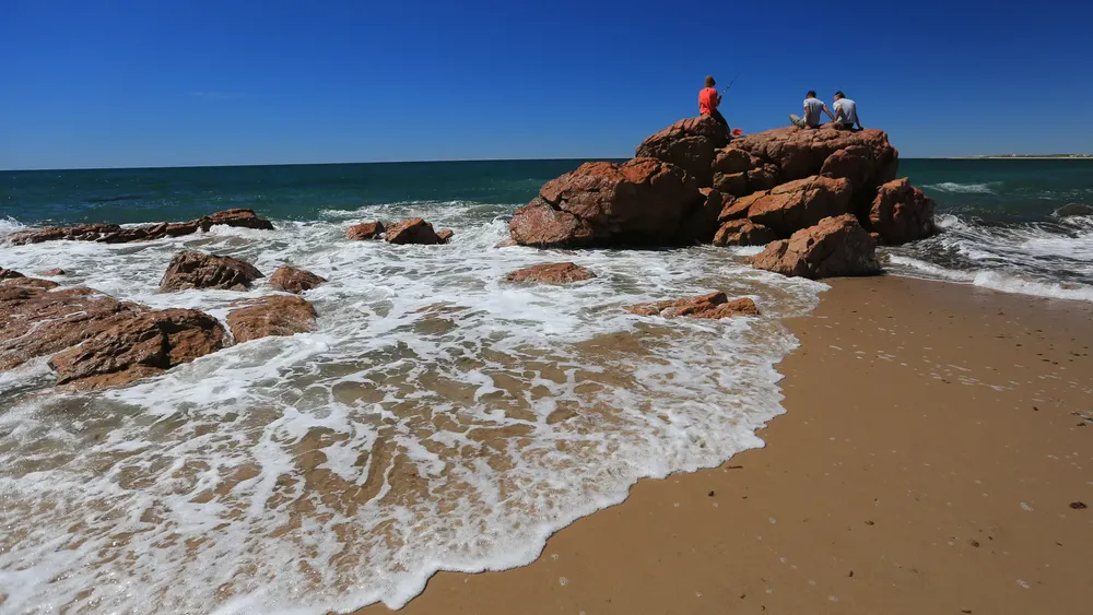 playa piedras coloradas