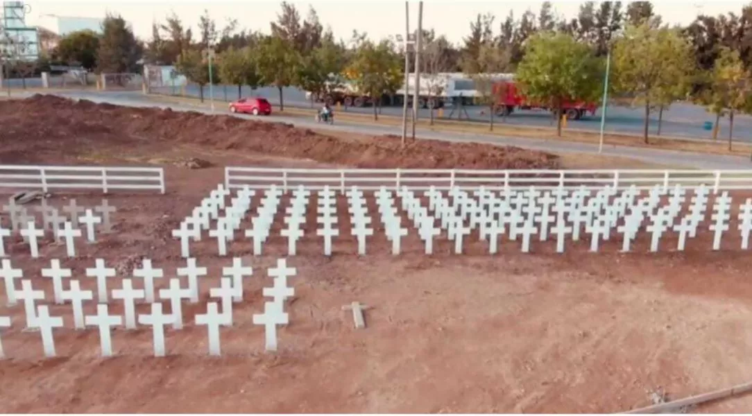 replica cementerio darwin