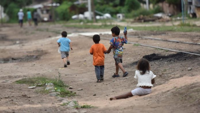 Pobreza infantil