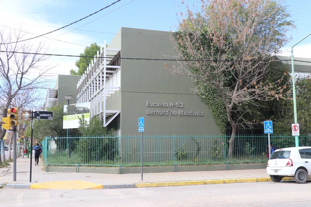 escuela 53