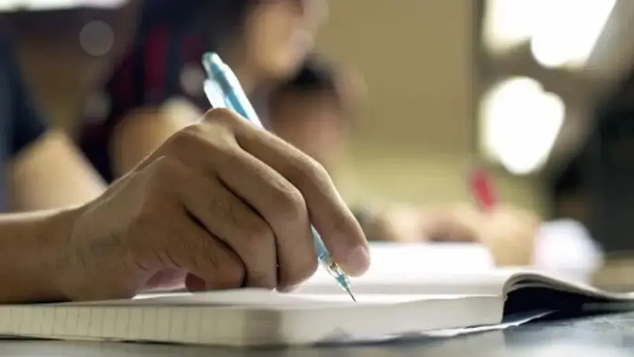 becas