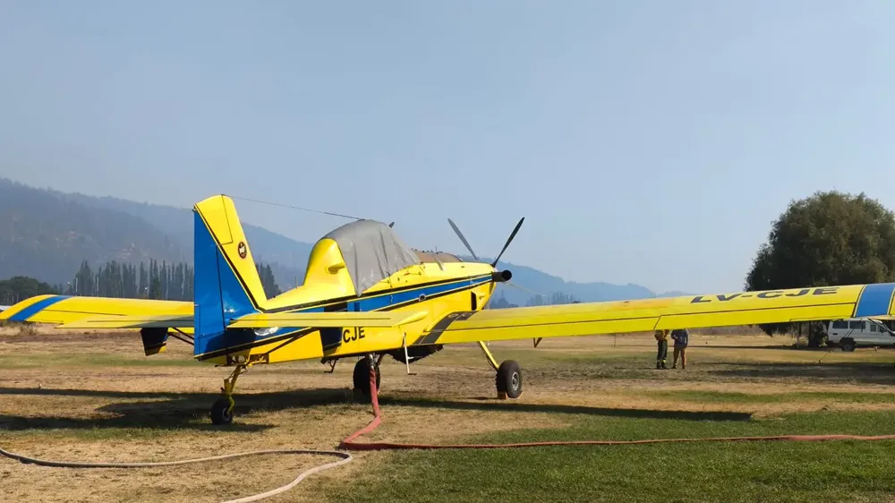 avion hidrante