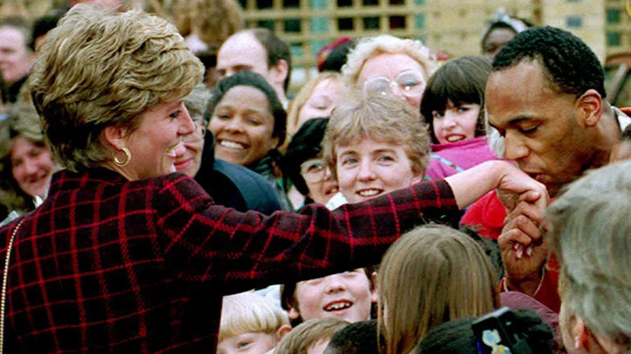 LAdy Di