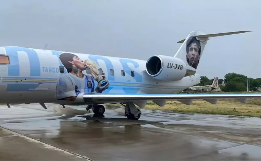 Avion maradoa