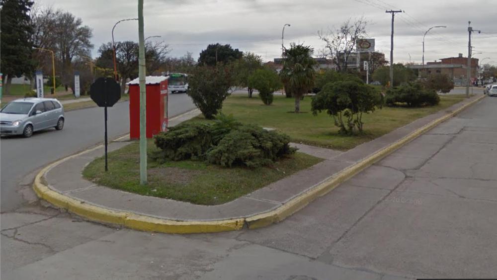 Plazoleta Dr Chertudi