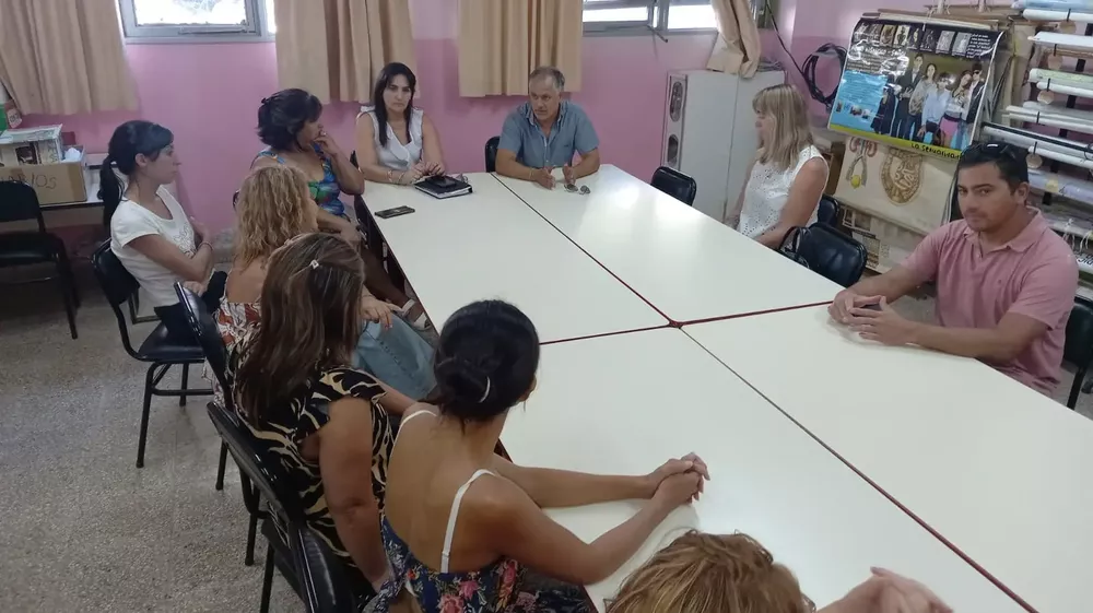 escuela 95 roca